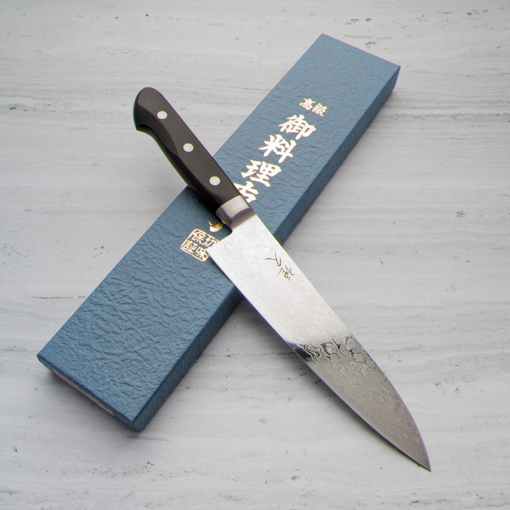 Tsunehisa - Aus10 Damascus 180mm Gyuto