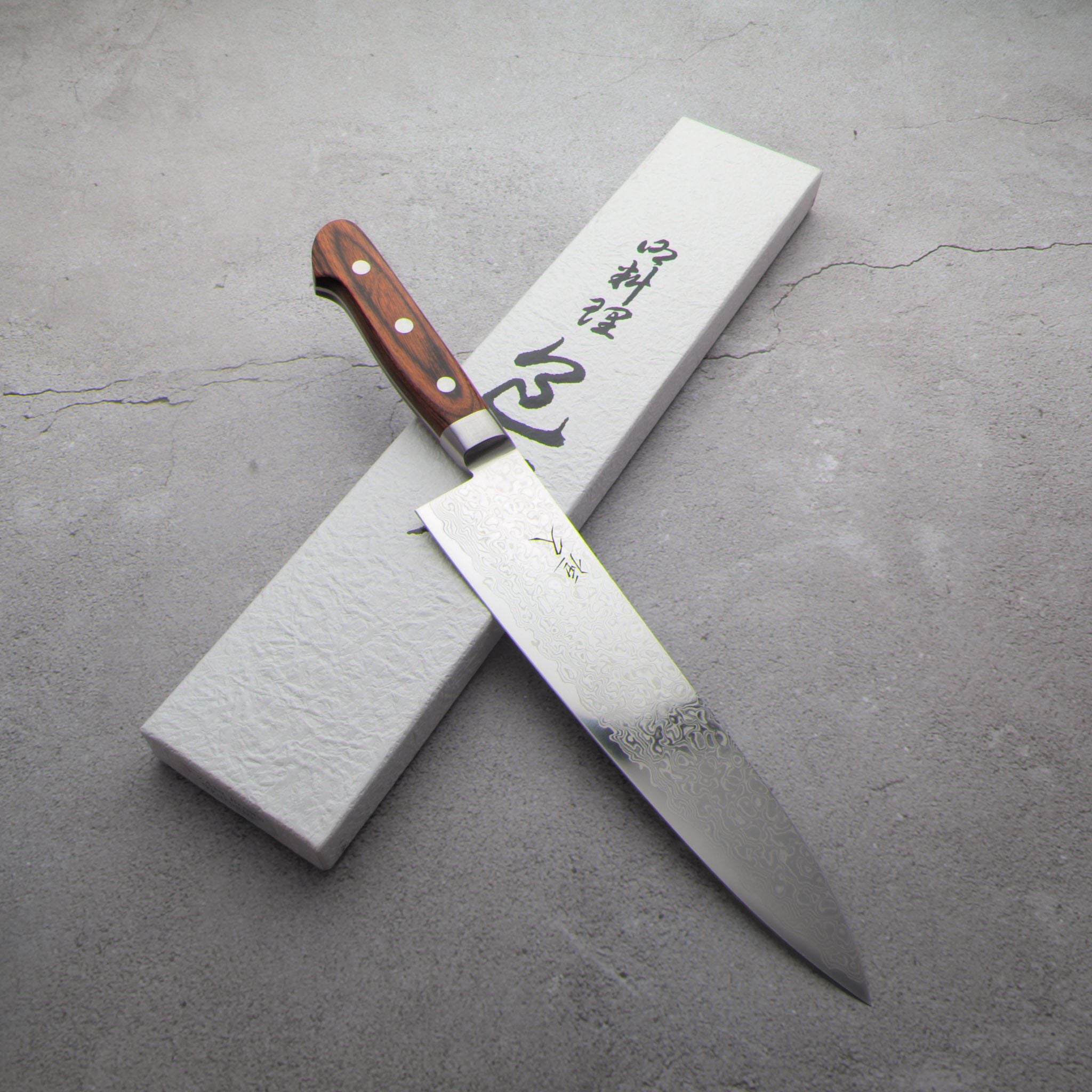 Tsunehisa - ZA18 Damascus 210mm Gyuto